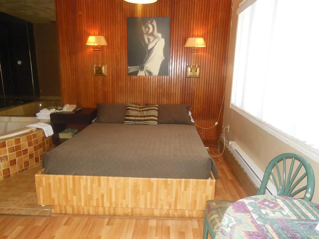 Motel Le Paysan Montreal 2*,  Canada