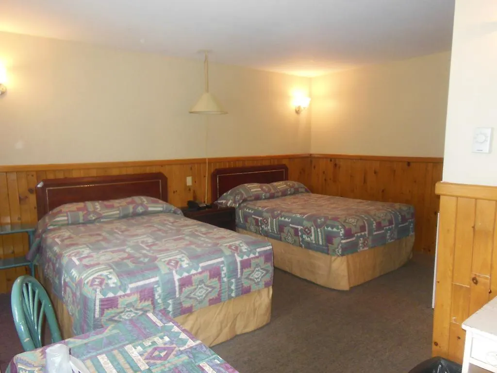 **  Motel Le Paysan Montreal Canada